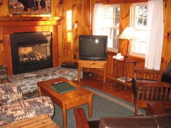 Tall Timber Lodge Pittsburg Exterior photo